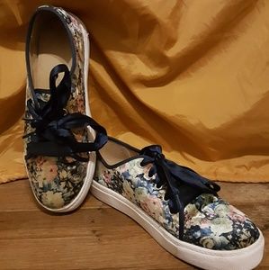 1 inch platform sneakers